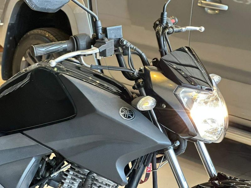 Yamaha YBR 150 FACTOR ED/FLEX 2021/2022 CONCEPT MOTORS PASSO FUNDO / Carros no Vale Yamaha YBR 150 FACTOR ED/FLEX 2021/2022 CONCEPT MOTORS PASSO FUNDO / Carros no Vale