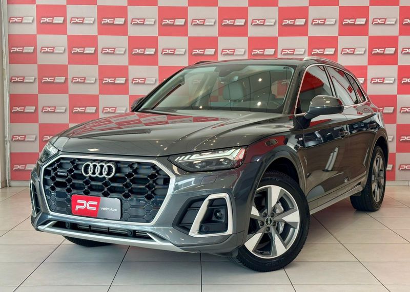 Audi Q5 S-Line 2.0 TFSI Quattro S-tronic 252cv 2021/2021 PC VEÍCULOS SANTA CRUZ DO SUL / Carros no Vale Audi Q5 S-Line 2.0 TFSI Quattro S-tronic 252cv 2021/2021 PC VEÍCULOS SANTA CRUZ DO SUL / Carros no Vale