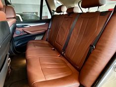 BMW X5 XDRIVE 30d 3.0 2016/2017 PC VEÍCULOS SANTA CRUZ DO SUL / Carros no Vale