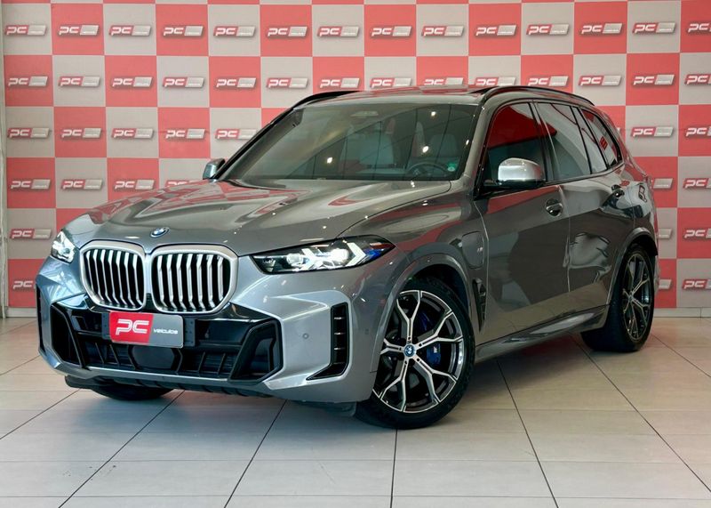 BMW X5 XDRIVE 50e 3.0 M Sport (Hibrido) 2023/2024 PC VEÍCULOS SANTA CRUZ DO SUL / Carros no Vale