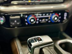 CHEVROLET Silverado High Country 5.3 V8 AWD 2023/2024 PC VEÍCULOS SANTA CRUZ DO SUL / Carros no Vale