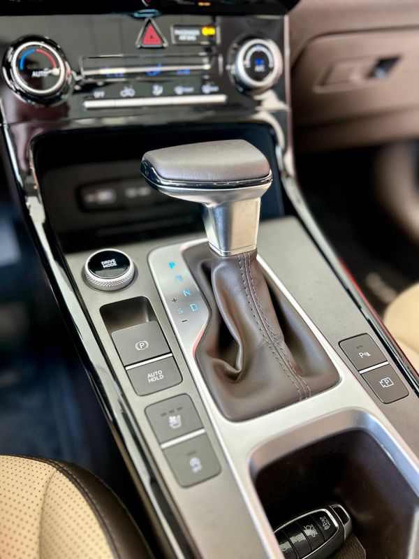 Hyundai Creta Ultimate 2.0 16V 2024/2025 PC VEÍCULOS SANTA CRUZ DO SUL / Carros no Vale Hyundai Creta Ultimate 2.0 16V 2024/2025 PC VEÍCULOS SANTA CRUZ DO SUL / Carros no Vale