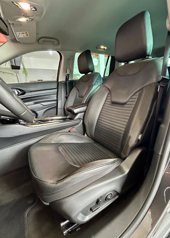 Jeep Commander Limited TD380 2.0 4×4 Die 2021/2022 PC VEÍCULOS SANTA CRUZ DO SUL / Carros no Vale Jeep Commander Limited TD380 2.0 4×4 Die 2021/2022 PC VEÍCULOS SANTA CRUZ DO SUL / Carros no Vale