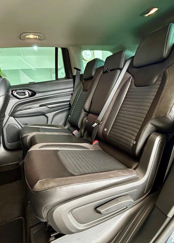 Jeep Commander Limited TD380 2.0 4×4 Die 2021/2022 PC VEÍCULOS SANTA CRUZ DO SUL / Carros no Vale Jeep Commander Limited TD380 2.0 4×4 Die 2021/2022 PC VEÍCULOS SANTA CRUZ DO SUL / Carros no Vale