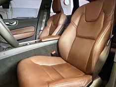Volvo XC 60 T-8 INSC EXPRESS 2.0 (Híbrido) 2021/2022 PC VEÍCULOS SANTA CRUZ DO SUL / Carros no Vale