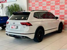VOLKSWAGEN TIGUAN Allspac R-Line 350 TSI 2.0 4×4 2021/2021 PC VEÍCULOS SANTA CRUZ DO SUL / Carros no Vale