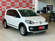 VOLKSWAGEN Up! Cross 1.0 TSI Total 12V 2015/2016 PC VEÍCULOS SANTA CRUZ DO SUL / Carros no Vale