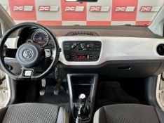 VOLKSWAGEN Up! Cross 1.0 TSI Total 12V 2015/2016 PC VEÍCULOS SANTA CRUZ DO SUL / Carros no Vale