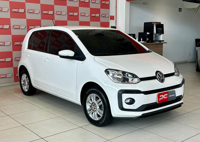 VOLKSWAGEN Up! Move 1.0 Total 12V 2017/2018 PC VEÍCULOS SANTA CRUZ DO SUL / Carros no Vale