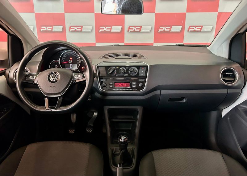 VOLKSWAGEN Up! Move 1.0 Total 12V 2017/2018 PC VEÍCULOS SANTA CRUZ DO SUL / Carros no Vale