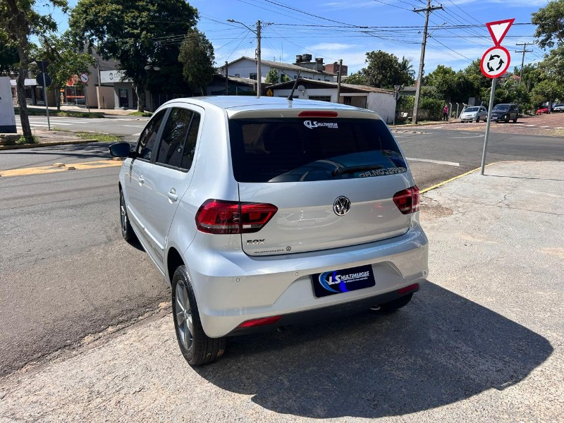 VOLKSWAGEN FOX CONNECT 1.6 FLEX 8V 5P 2020/2020 LS MULTIMARCAS VENÂNCIO AIRES / Carros no Vale