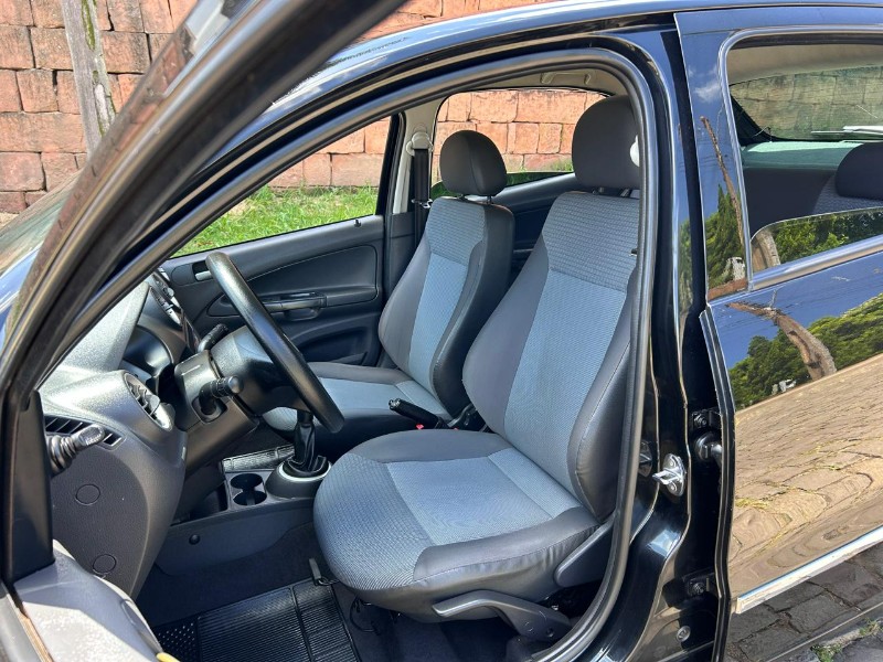 VOLKSWAGEN GOL (NOVO) 1.6 MI TOTAL FLEX 8V 4P 2011/2011 LS MULTIMARCAS VENÂNCIO AIRES / Carros no Vale