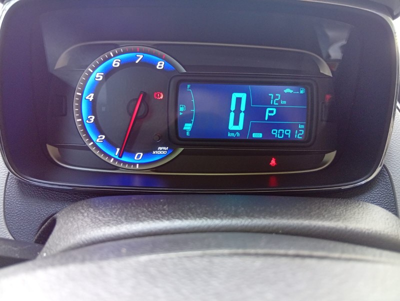 CHEVROLET TRACKER LTZ 1.8 2014/2014 ALTERNATIVA VEÍCULOS LAJEADO / Carros no Vale