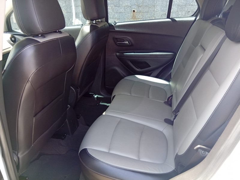 CHEVROLET TRACKER LTZ 1.8 2014/2014 ALTERNATIVA VEÍCULOS LAJEADO / Carros no Vale