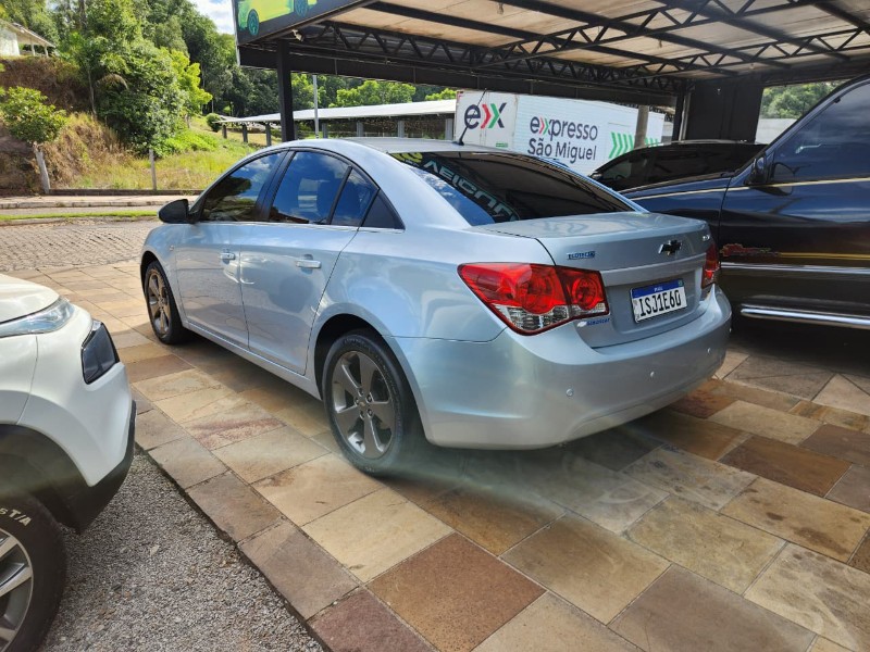 CHEVROLET CRUZE LT 1.8 16V AUT 2012 2011/2012 TS VEÍCULOS ANTA GORDA / Carros no Vale CHEVROLET CRUZE LT 1.8 16V AUT 2012 2011/2012 TS VEÍCULOS ANTA GORDA / Carros no Vale