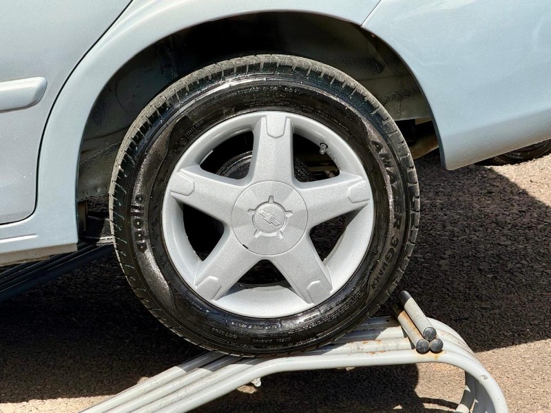 CHEVROLET PRISMA 1.4 LT /2012 AR MULTIMARCAS VENÂNCIO AIRES / Carros no Vale