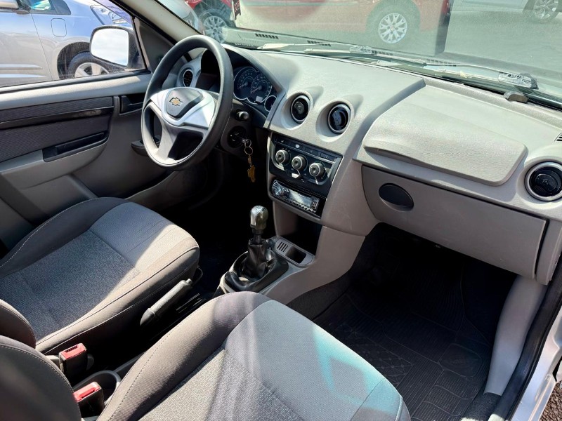 CHEVROLET PRISMA 1.4 LT /2012 AR MULTIMARCAS VENÂNCIO AIRES / Carros no Vale