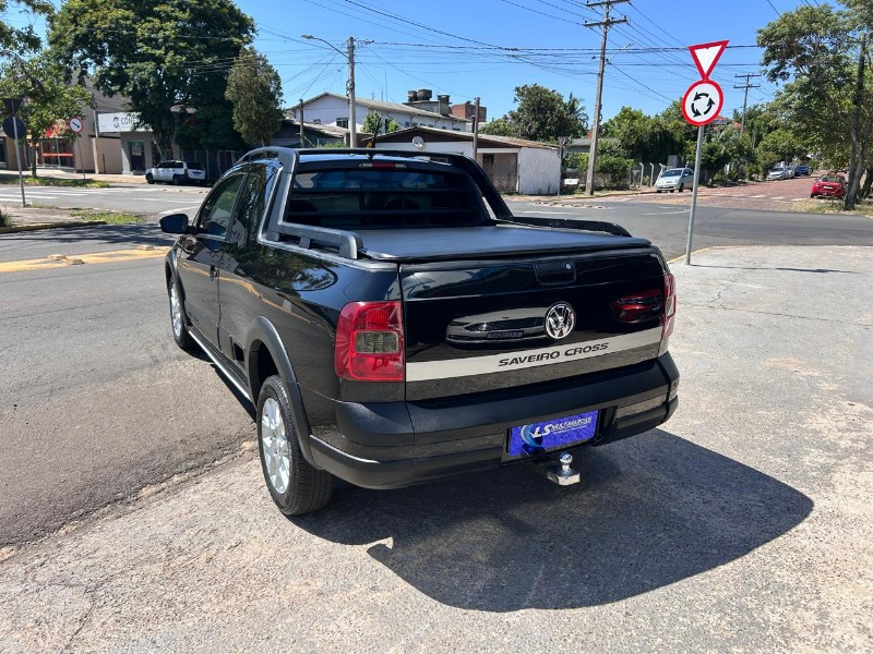 VOLKSWAGEN SAVEIRO CROSS 1.6 T FLEX 16V CE 2015/2015 LS MULTIMARCAS VENÂNCIO AIRES / Carros no Vale