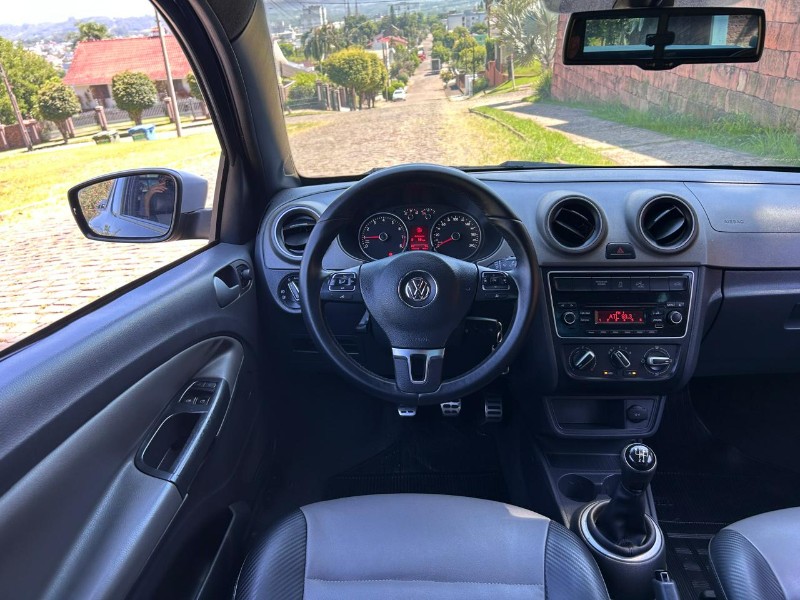 VOLKSWAGEN SAVEIRO CROSS 1.6 T FLEX 16V CE 2015/2015 LS MULTIMARCAS VENÂNCIO AIRES / Carros no Vale