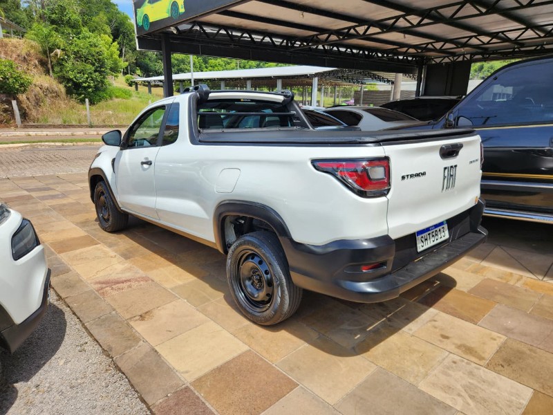 FIAT STRADA ENDURANCE 1.4 8V CS PLUS 2023/2023 TS VEÍCULOS ANTA GORDA / Carros no Vale