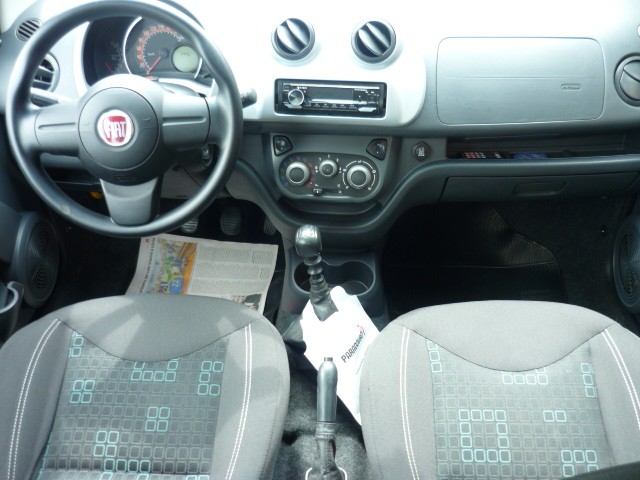 FIAT UNO ECONOMY 1.4 EVO FIRE FLEX 8V 4P 2014/2014 PREMIUM AUTOMÓVEIS ARROIO DO MEIO / Carros no Vale