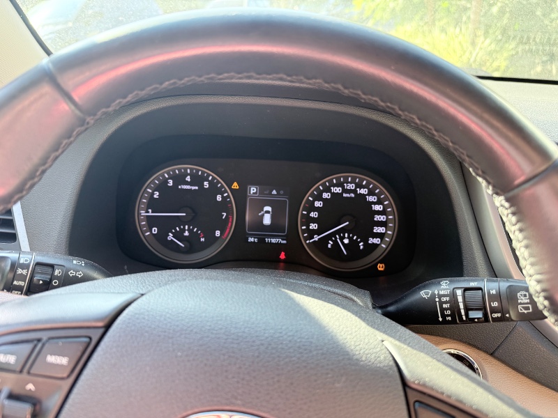 HYUNDAI TUCSON 1.6 16V T-GDI GASOLINA GL ECOSHIFT 2018/2018 ELY AUTOMÓVEIS LAJEADO / Carros no Vale