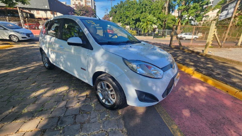 FORD FIESTA 1.6 2012/2013 FERNANDO AUTOMÓVEIS | REVENDA DE CARROS ARROIO DO MEIO ARROIO DO MEIO / Carros no Vale