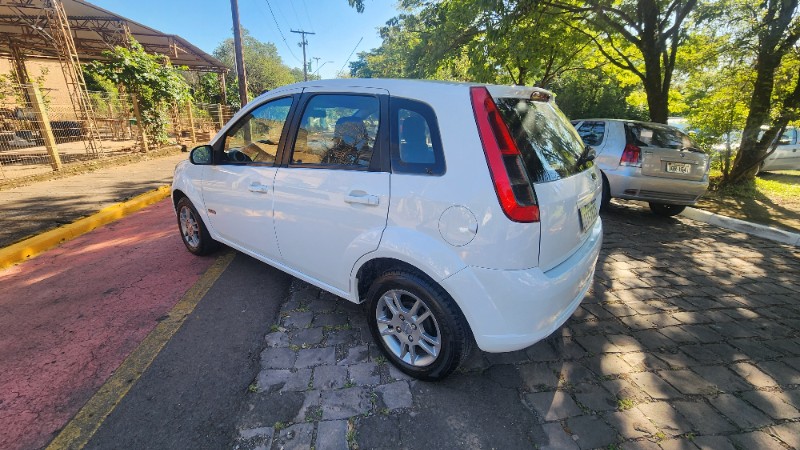 FORD FIESTA 1.6 2012/2013 FERNANDO AUTOMÓVEIS | REVENDA DE CARROS ARROIO DO MEIO ARROIO DO MEIO / Carros no Vale
