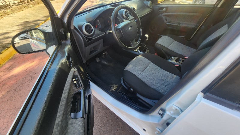 FORD FIESTA 1.6 2012/2013 FERNANDO AUTOMÓVEIS | REVENDA DE CARROS ARROIO DO MEIO ARROIO DO MEIO / Carros no Vale