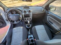 FORD FIESTA 1.6 2012/2013 FERNANDO AUTOMÓVEIS | REVENDA DE CARROS ARROIO DO MEIO ARROIO DO MEIO / Carros no Vale
