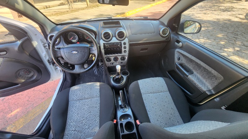 FORD FIESTA 1.6 2012/2013 FERNANDO AUTOMÓVEIS | REVENDA DE CARROS ARROIO DO MEIO ARROIO DO MEIO / Carros no Vale