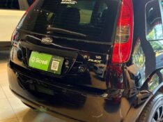 FORD FIESTA 1.6 CLASS HATCH 8V 2006/2006 JM AUTOMÓVEIS VENÂNCIO AIRES / Carros no Vale