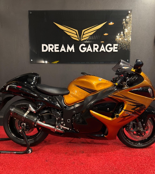 SUZUKI MOTOS GSX 1300 R HAYABUSA /2011 EXCLUSIVO VEÍCULOS SANTA CRUZ DO SUL / Carros no Vale