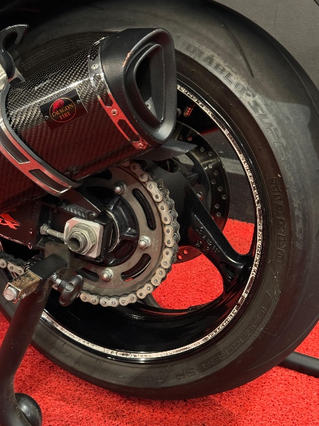 SUZUKI MOTOS GSX 1300 R HAYABUSA /2011 EXCLUSIVO VEÍCULOS SANTA CRUZ DO SUL / Carros no Vale