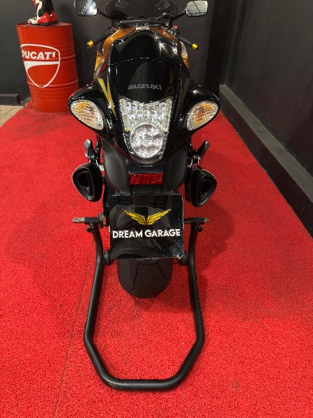 SUZUKI MOTOS GSX 1300 R HAYABUSA /2011 EXCLUSIVO VEÍCULOS SANTA CRUZ DO SUL / Carros no Vale