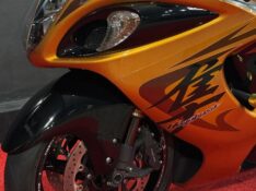 SUZUKI MOTOS GSX 1300 R HAYABUSA /2011 EXCLUSIVO VEÍCULOS SANTA CRUZ DO SUL / Carros no Vale