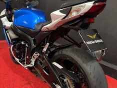 SUZUKI MOTOS GSX 750R SRAD /2014 EXCLUSIVO VEÍCULOS SANTA CRUZ DO SUL / Carros no Vale