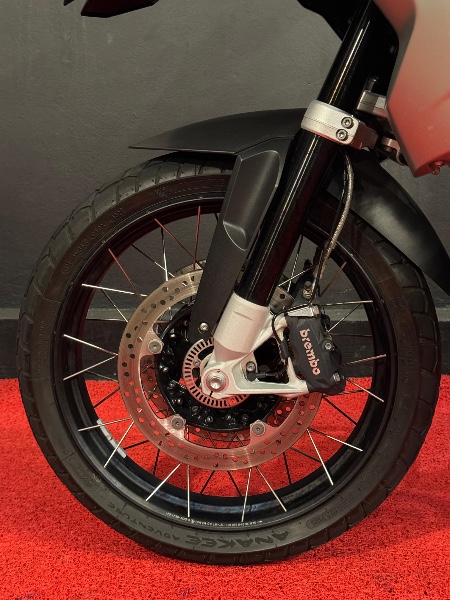 BMW MOTOS R 1200 GS TRIPLE BLACK /2022 EXCLUSIVO VEÍCULOS SANTA CRUZ DO SUL / Carros no Vale