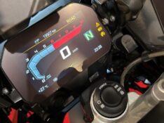 BMW MOTOS R 1200 GS TRIPLE BLACK /2022 EXCLUSIVO VEÍCULOS SANTA CRUZ DO SUL / Carros no Vale