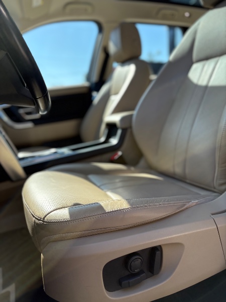 LAND ROVER DISCOVERY SPORT /2019 NEURI VEÍCULOS LAJEADO / Carros no Vale