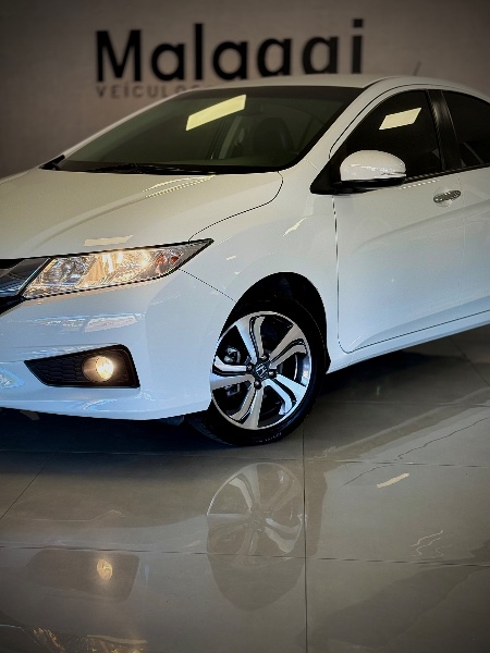 HONDA CITY 1.5 EXL 16V FLEX 4P AUTOMÁTICO 2017/2017 MALAGGI VEÍCULOS ENCANTADO / Carros no Vale