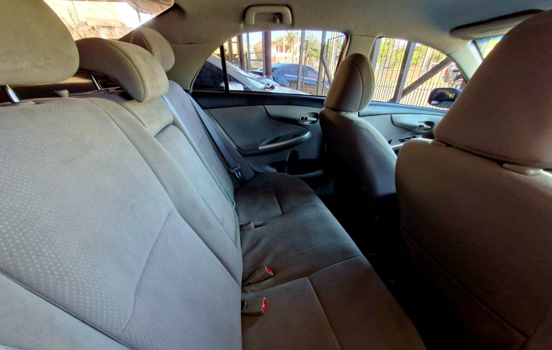 TOYOTA COROLLA 1.8 GLI 2011/2012 CRUZEIRO MULTIMARCAS CRUZEIRO DO SUL / Carros no Vale