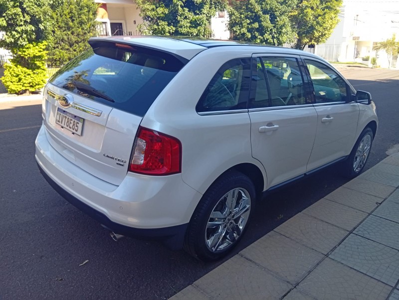 FORD EDGE LIMITED 3.5 V6 2014/2014 ALTERNATIVA VEÍCULOS LAJEADO / Carros no Vale