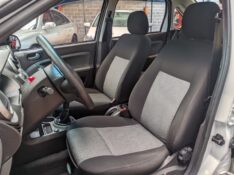 FORD FIESTA SEDAN SE 1.6 8V 2014 2013/2014 RICARDO VEÍCULOS TEUTÔNIA / Carros no Vale