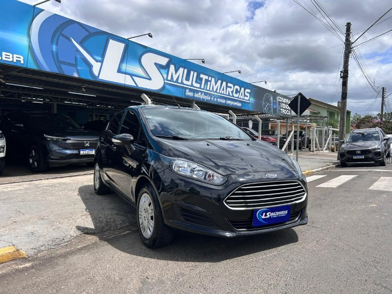 FORD FIESTA SE PLUS 1.6 16V FLEX 2017/2017 LS MULTIMARCAS VENÂNCIO AIRES / Carros no Vale