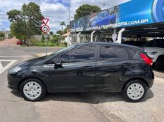 FORD FIESTA SE PLUS 1.6 16V FLEX 2017/2017 LS MULTIMARCAS VENÂNCIO AIRES / Carros no Vale