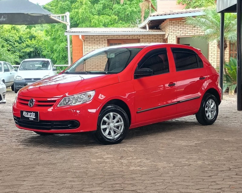 VOLKSWAGEN GOL 1.0 MI TREND 8V 2010 2009/2010 RICARDO VEÍCULOS TEUTÔNIA / Carros no Vale
