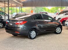 HYUNDAI HB20S 1.6 COMFORT 2013/2014 RICARDO VEÍCULOS TEUTÔNIA / Carros no Vale