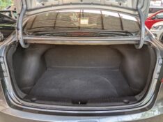 HYUNDAI HB20S 1.6 COMFORT 2013/2014 RICARDO VEÍCULOS TEUTÔNIA / Carros no Vale