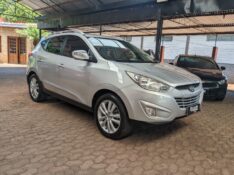 HYUNDAI IX35 2.0 MPI 4X2 16V FLEX 4P MANUAL 2011/2012 RICARDO VEÍCULOS TEUTÔNIA / Carros no Vale